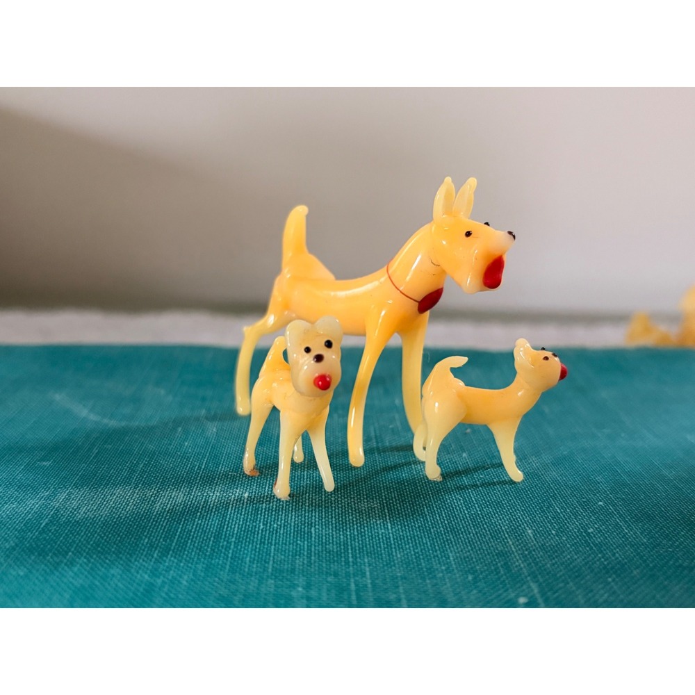 Vintage Hand Blown Glass Dog Figurine Family Set Amber Yellow Miniature 3 Piece